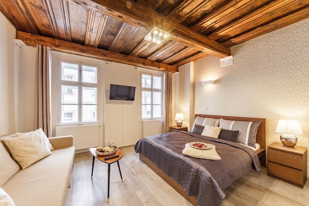 Downtown Royal Apartment Ceske Budejovice