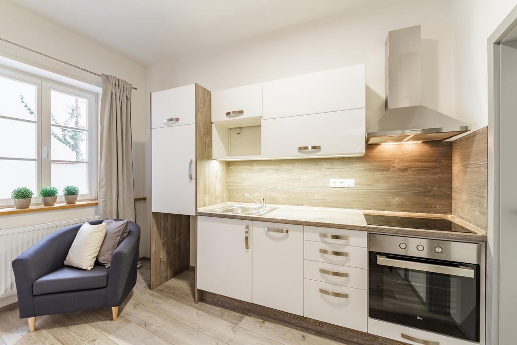 Downtown Royal Apartment